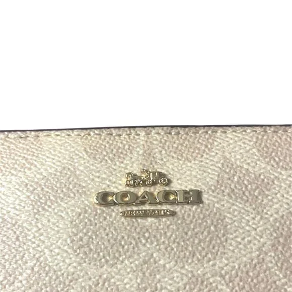 Coach Cream Wallet - Picture 5 of 6
